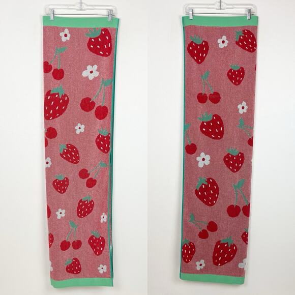 Members Mark Beach Towel Cotton Strawberry Cherry Daisy Flower Red Green 30x57 - Picture 3 of 8